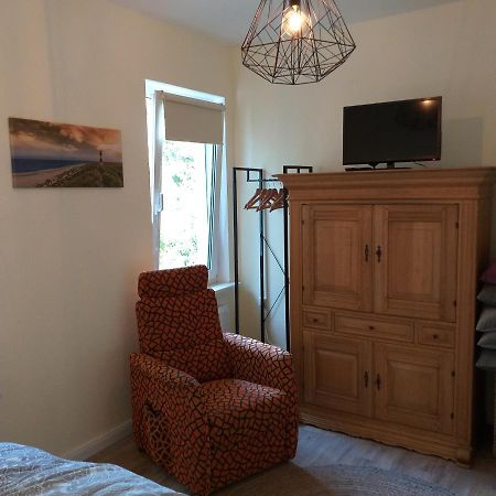Friesenauster - Grosse Ferienwohnung Fuer Bis Zu 6 Personen Jever Zewnętrze zdjęcie